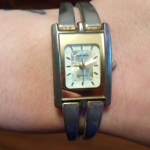 Woman watch ( Milan)